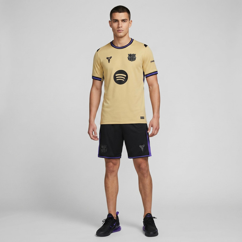 ست تی‌شرت آستین کوتاه و شلوارک ورزشی مردانه مدل بارسلونا Away 2026