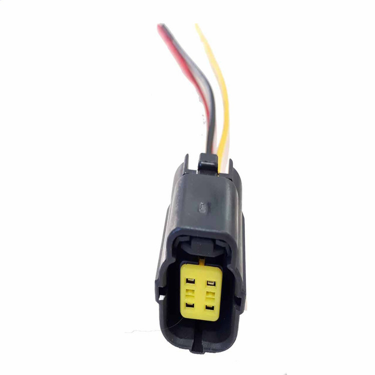 سوکت سنسور اکسیژن خودرو یدک چی کد 32153 مناسب برای پراید