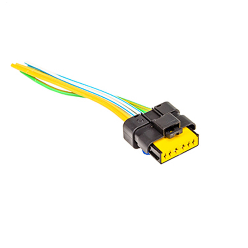 سوکت چراغ جلو خودرو کد B32 مناسب برای سمند LX