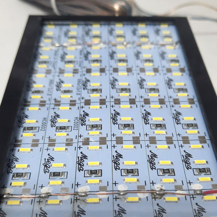 چراغ سیار خودرو تی ماتریکس کد larg2
